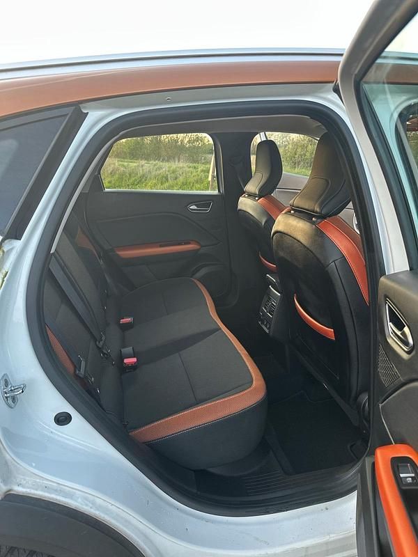 Gebraucht Renault Captur 154 PS (113 kW) 2020 Weiß SUV