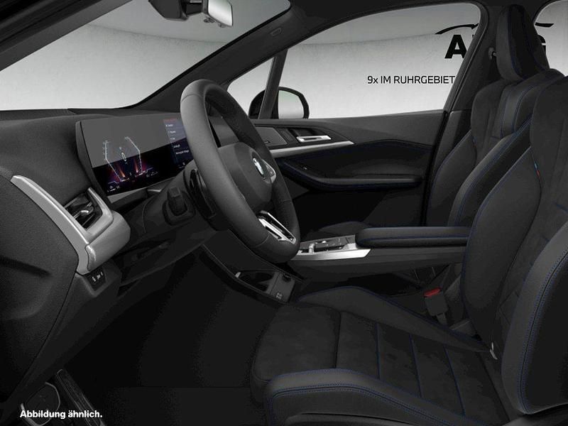 Nowe BMW 218 Performance 136 KM (100 kW) 2026 Czarny Sedan/Limuzyna