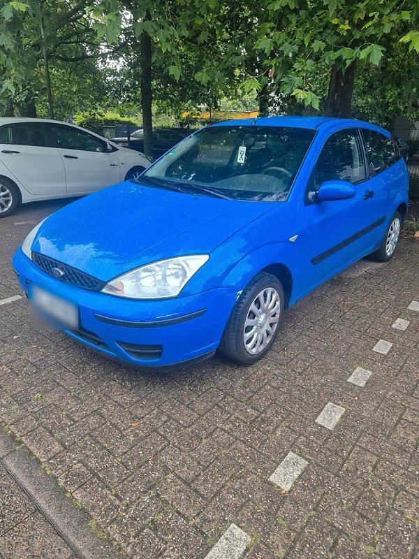 Blau Gebraucht 2003 Ford Focus Kleinwagen | 500 € (Guter Preis) - Bild 1/4