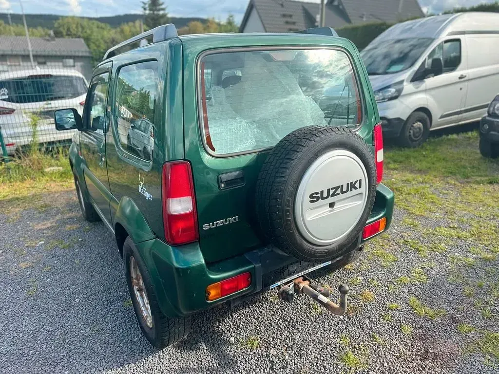 Gebraucht Suzuki Jimny Ranger 86 PS (63 kW) 2010 Grün SUV