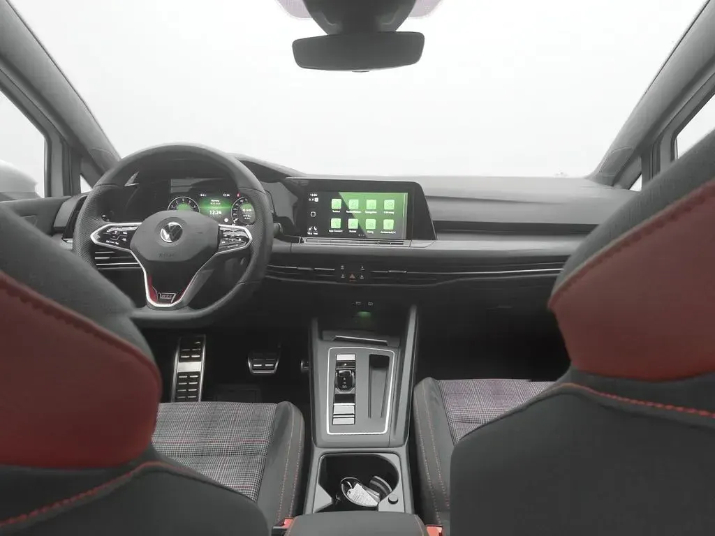 Usata VW Golf VIII GTI 245 CV (180 kW) 2022 Argento Berlina