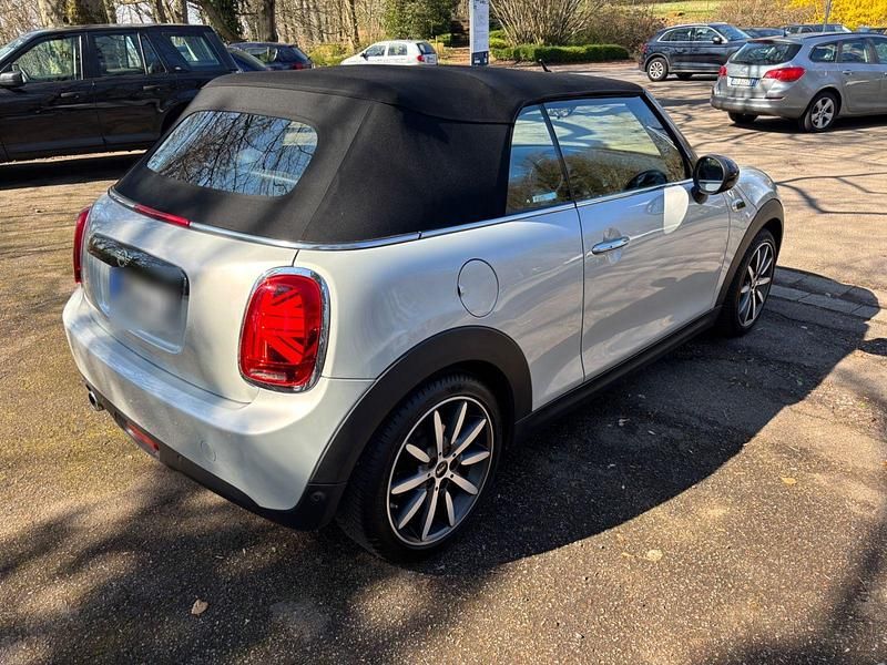 Gebraucht Mini Cooper Chili 136 PS (100 kW) 2018 Silber Kleinwagen