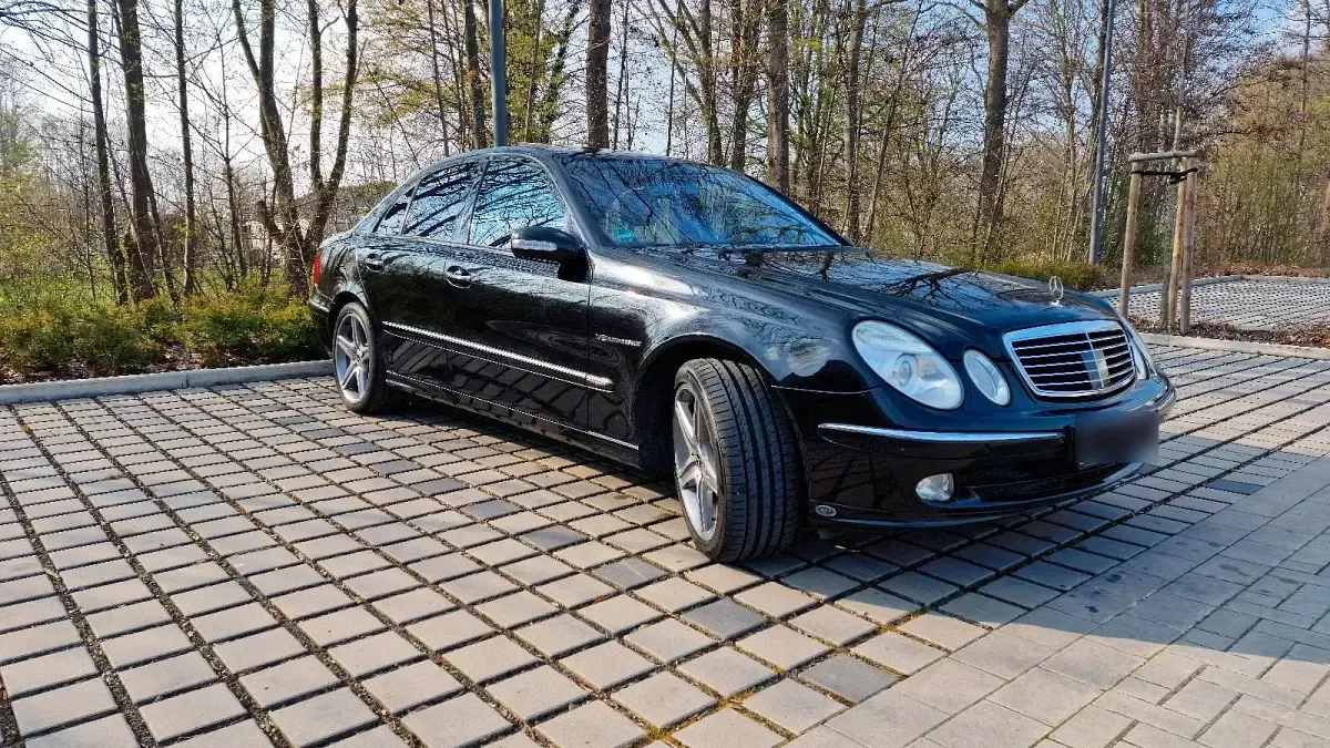 Gebraucht Mercedes E500 306 PS (225 kW) 2005 Schwarz Limousine