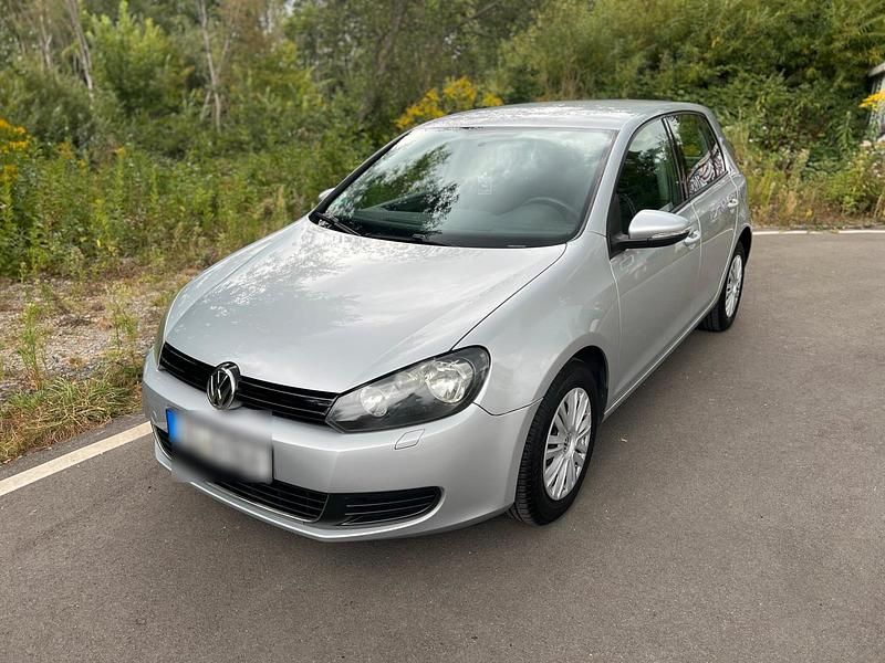 Silber Gebraucht 2009 VW Golf VI Limousine | 3.299 € (Fairer Preis) - Bild 1/4