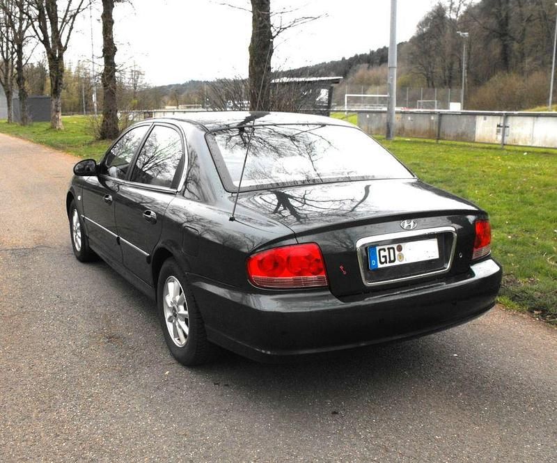 Gebraucht Hyundai Sonata GLS 131 PS (96 kW) 2003 Grün Limousine