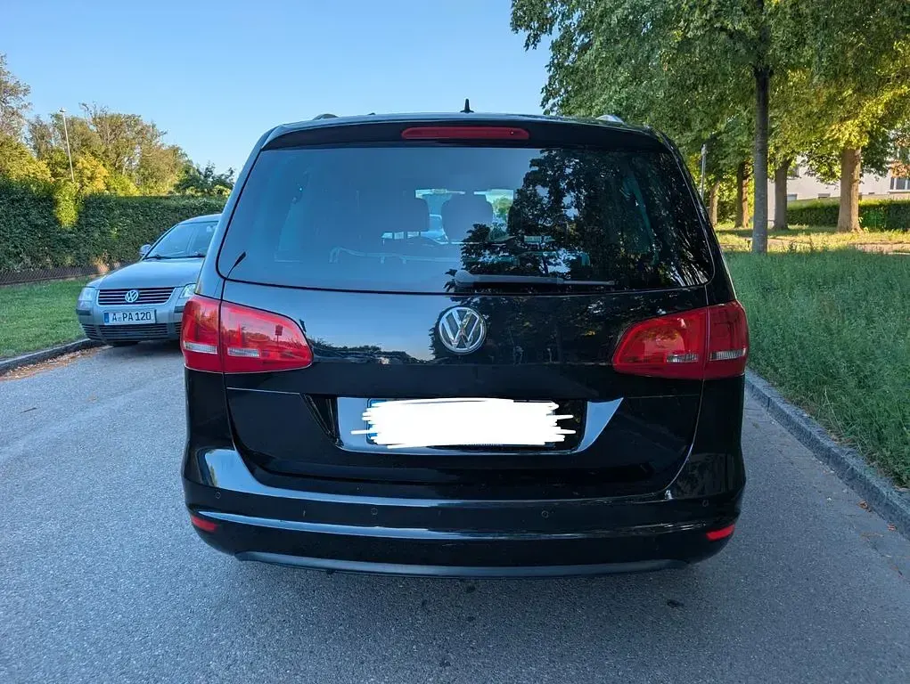 Gebraucht VW Sharan Highline 177 PS (130 kW) 2015 Schwarz Van / Kleinbus