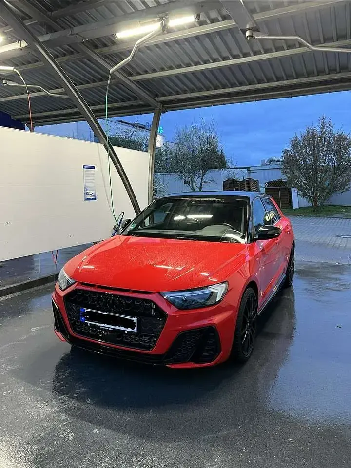Gebraucht Audi A1 S-Line 200 PS (147 kW) 2019 Rot SUV