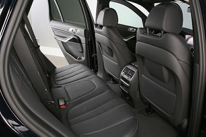 Gebraucht BMW X5 Performance 530 PS (389 kW) 2021 Schwarz SUV