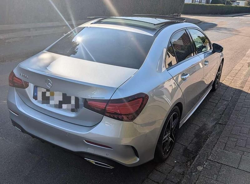 Gebraucht Mercedes A200 Advanced 163 PS (119 kW) 2024 Silber Limousine