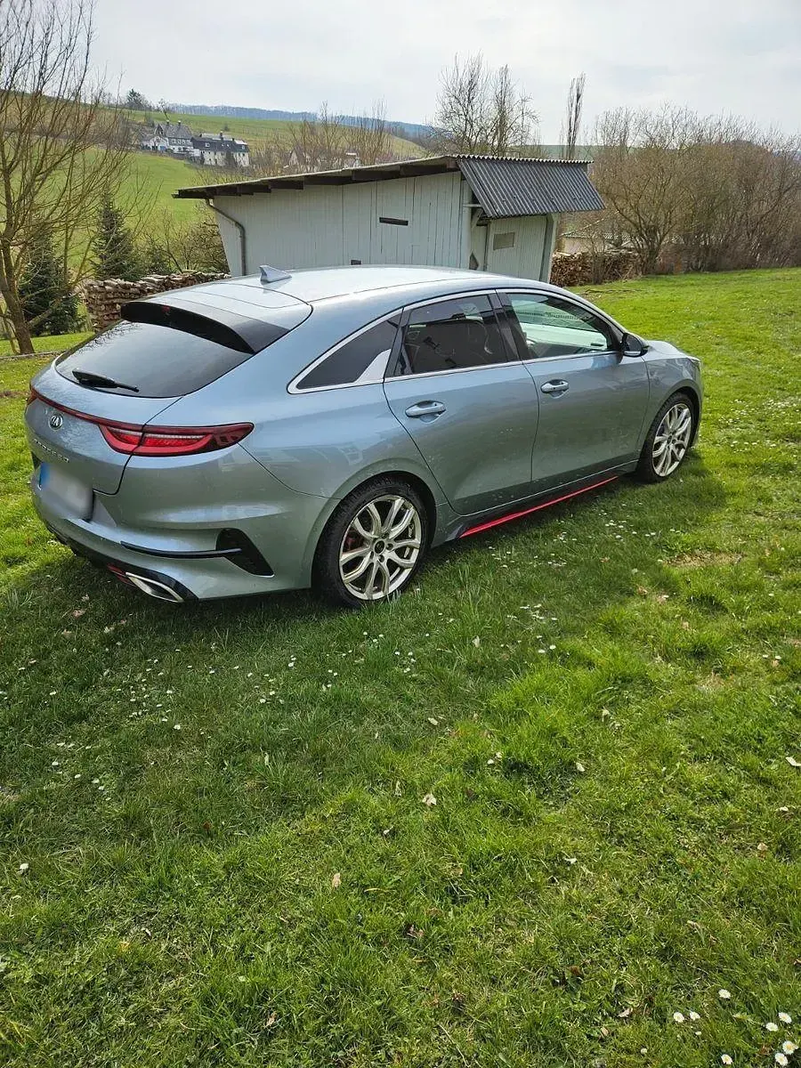 Używany Kia ProCeed GT 204 KM (150 kW) 2020 Srebrny Kombi