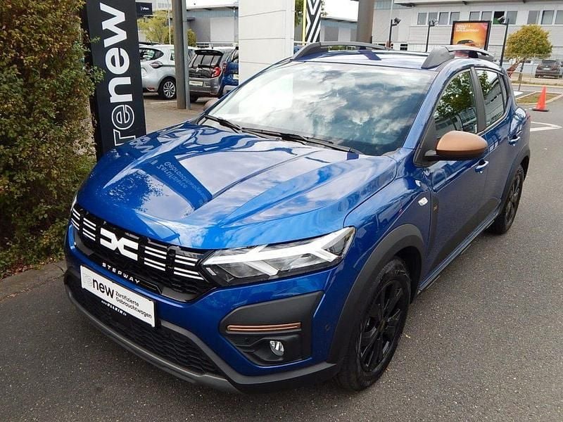 Blau Gebraucht 2024 Dacia Sandero Extreme Kleinwagen | 17.430 € (Guter Preis) - Bild 1/4