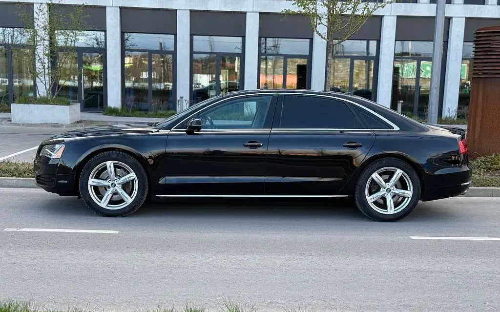 Occasion Audi A8L Performance 371 ch (272 kW) 2012 Noir Berline