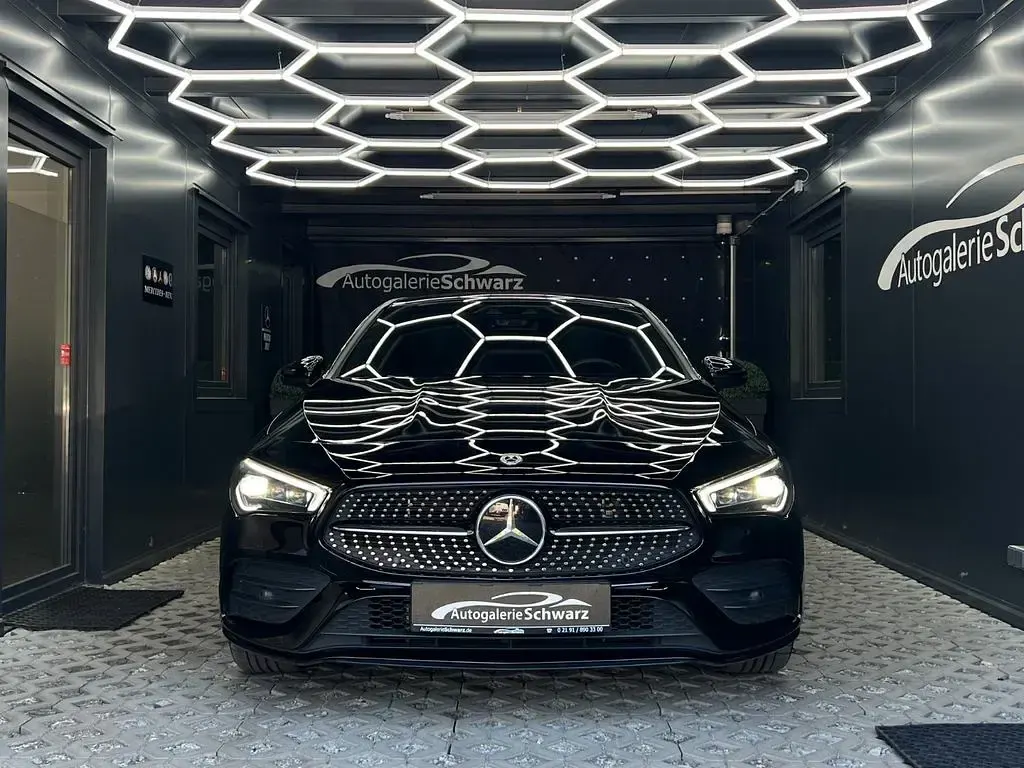 Gebraucht Mercedes CLA250e AMG 218 PS (160 kW) 2022 Amg nachtschwarz Coupé