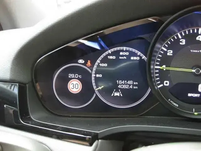 Gebraucht Porsche Cayenne 340 PS (250 kW) 2018 Tiefschwarzmetallic SUV