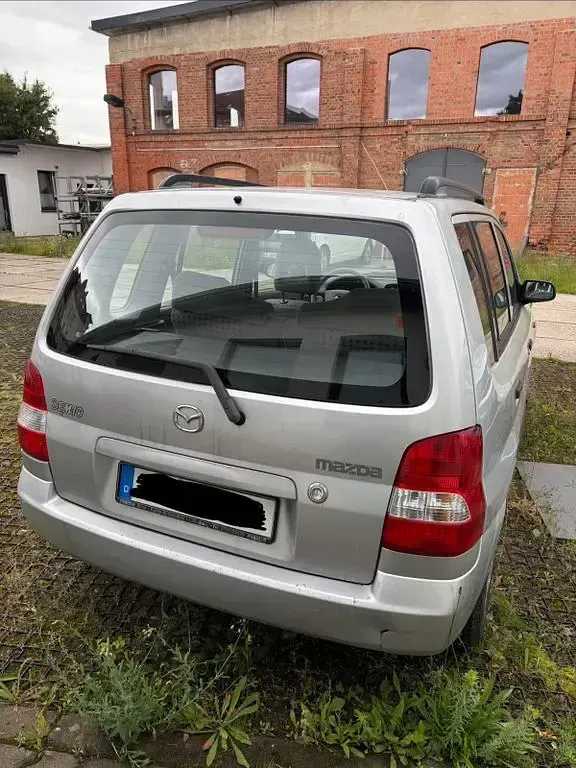 Gebraucht Mazda Demio Exclusive 75 PS (55 kW) 2000 Silber Kleinwagen
