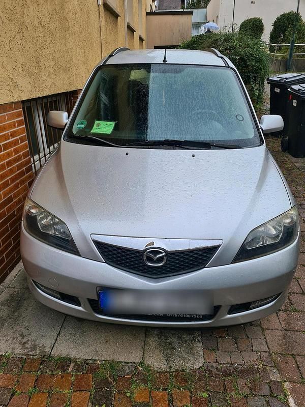 Grau Gebraucht 2004 Mazda 2 Kleinwagen | 800 € (Guter Preis) - Bild 1/4