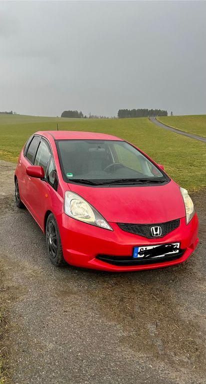 Gebraucht Honda Jazz 90 PS (66 kW) 2011 Rot Kleinwagen
