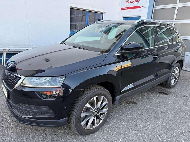 Gebraucht Skoda Karoq Clever 150 PS (110 kW) 2022 Schwarzmagic perleffekt SUV
