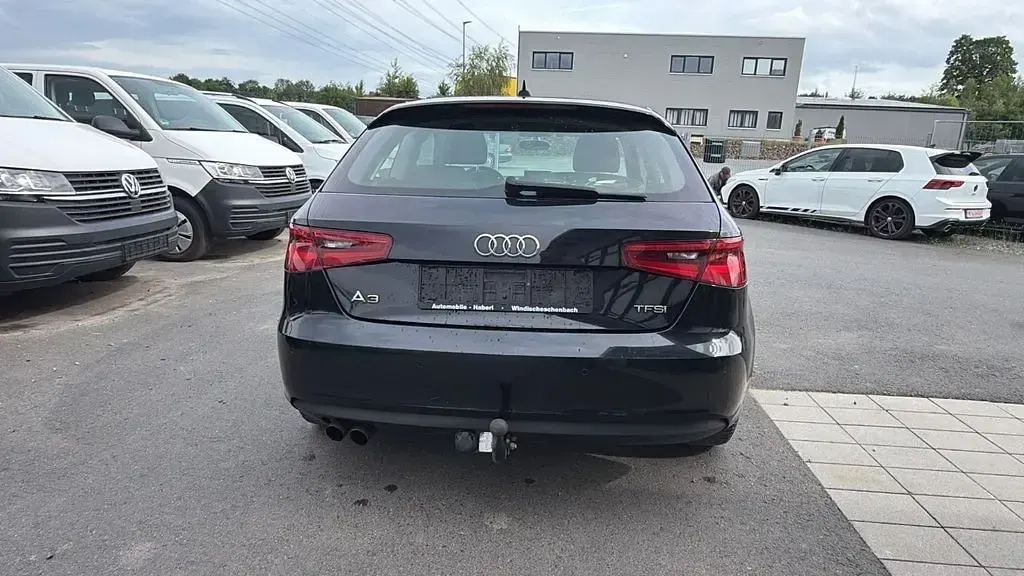 Gebraucht Audi A3 Sport 122 PS (89 kW) 2014 Schwarz Limousine