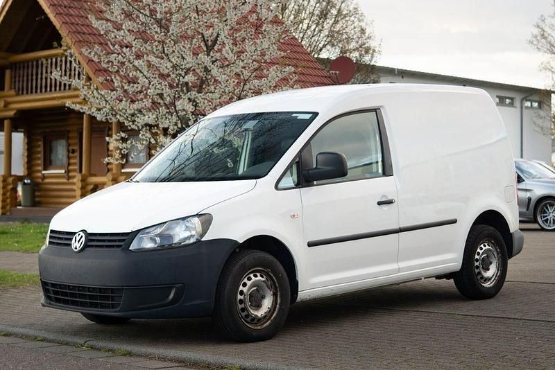 Second-hand VW Caddy 75 CP (55 kW) 2011 Alb Monovolum