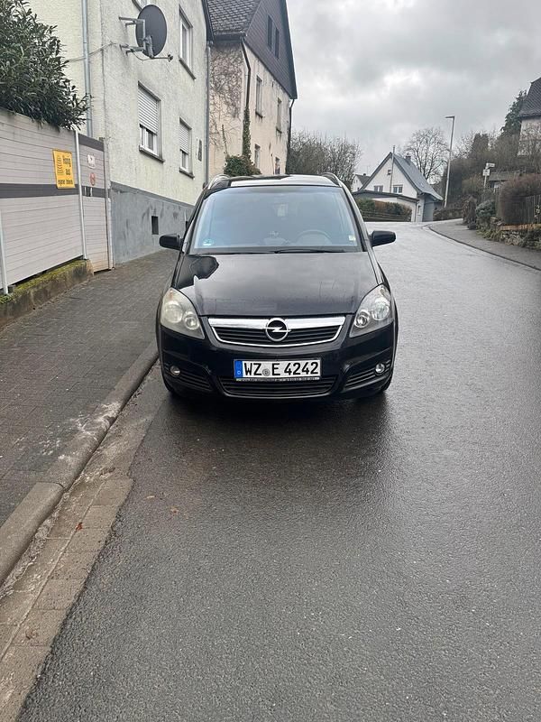 Gebraucht Opel Zafira 140 PS (102 kW) 2006 Schwarz Van / Kleinbus