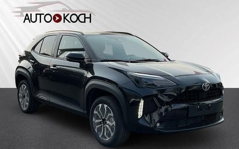 Schwarz Neu 2025 Toyota Yaris Cross SUV | 28.440 € (Fairer Preis) - Bild 1/4