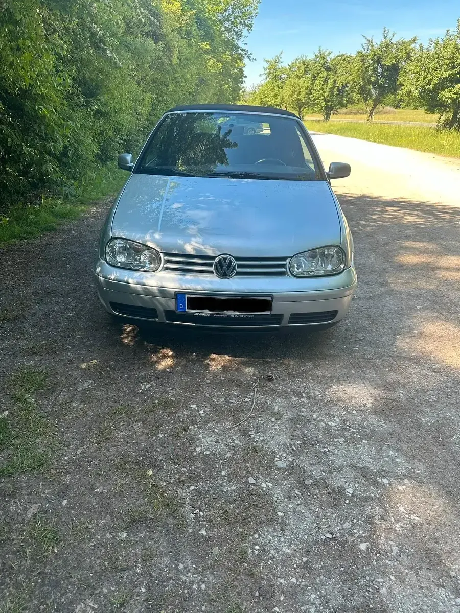 Gebraucht VW Golf 90 PS (66 kW) 2002 Silber Cabrio