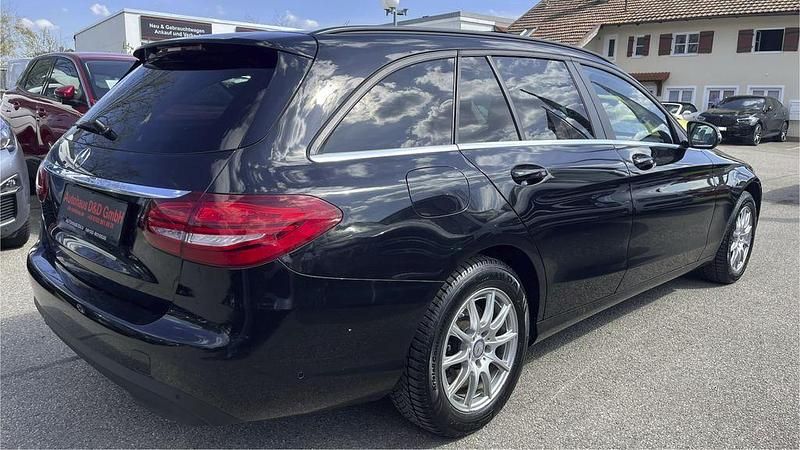 Gebraucht Mercedes C220 170 PS (125 kW) 2016 Schwarz Kombi