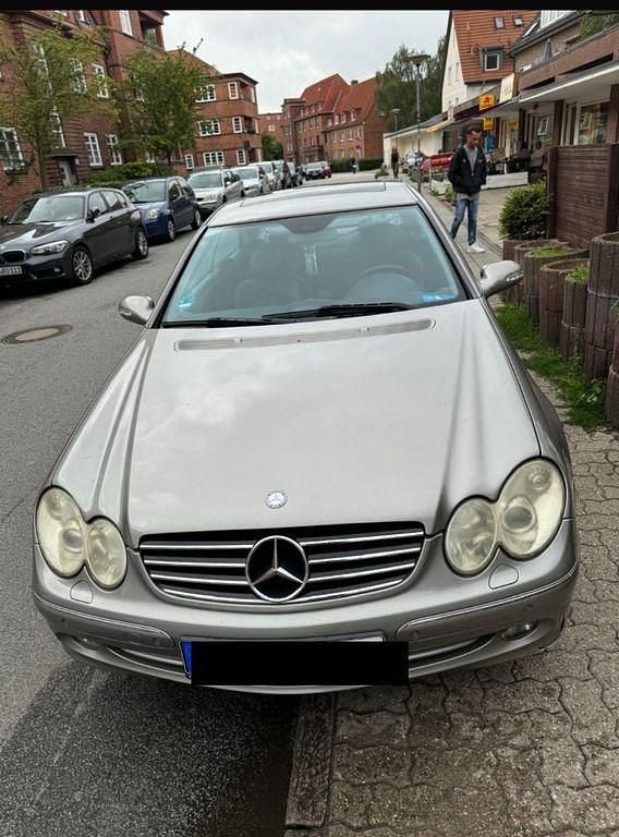 Gebraucht Mercedes CLK320 Avantgarde 218 PS (160 kW) 2003 Schwarz Coupé
