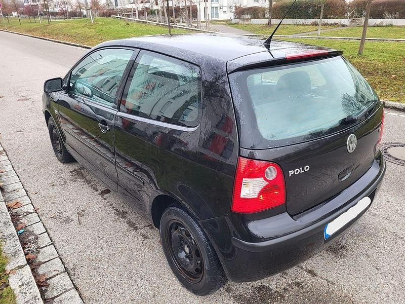 Gebraucht VW Polo Comfortline 101 PS (74 kW) 2002 Schwarz Kleinwagen