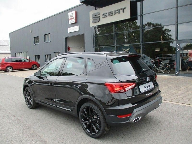 Neu Seat Arona Black Edition 150 PS (110 kW) 2026 Schwarz SUV