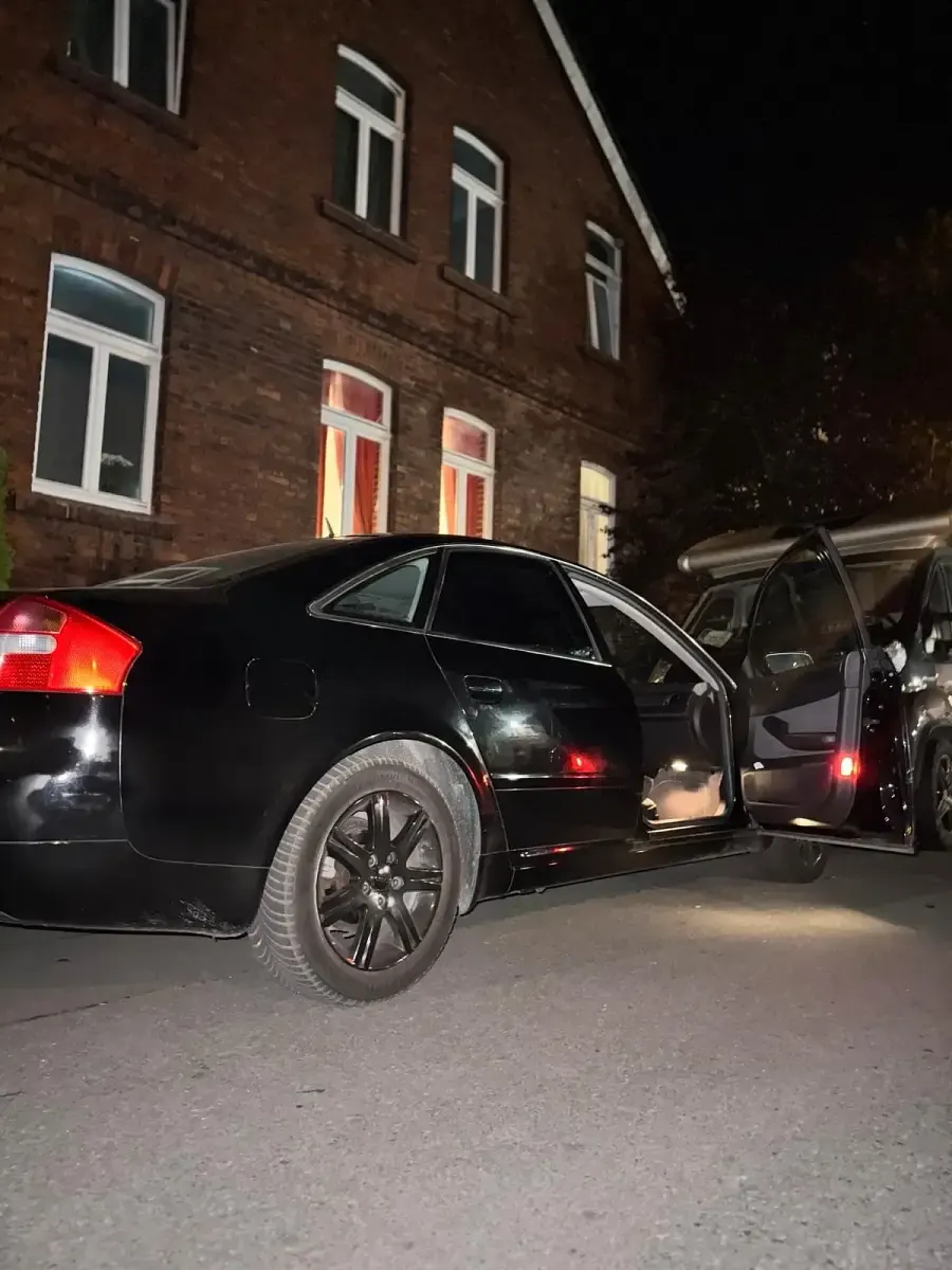Gebraucht Audi A6 175 PS (128 kW) 2001 Schwarz Limousine