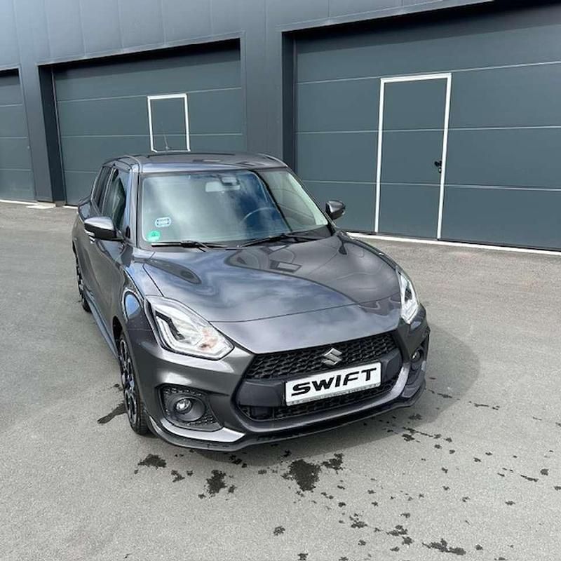 Grau Gebraucht 2019 Suzuki Swift Sport Kleinwagen | 14.150 € (Fairer Preis) - Bild 1/4