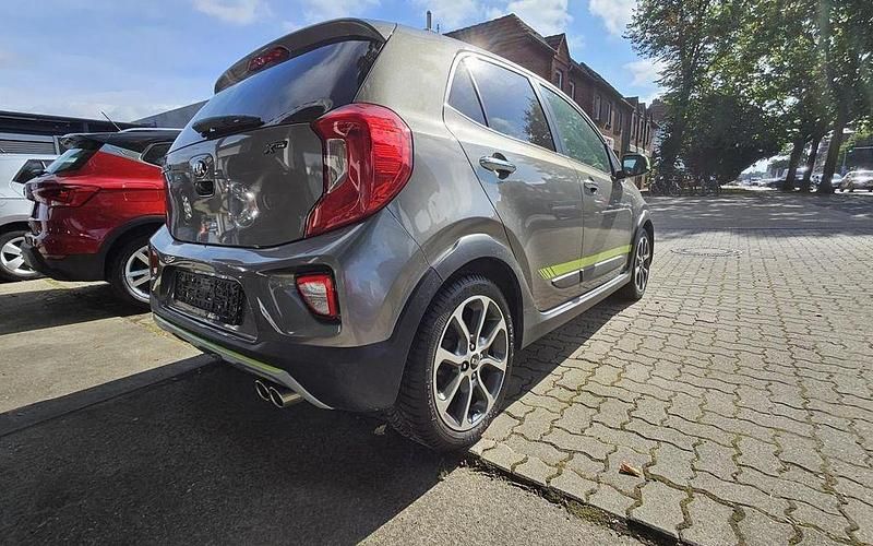 Gebraucht Kia Picanto X-Line 101 PS (74 kW) 2018 Silber Kleinwagen