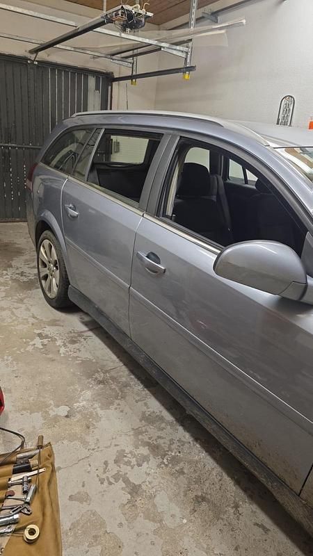Gebraucht Opel Vectra 122 PS (89 kW) 2005 Grau Kombi