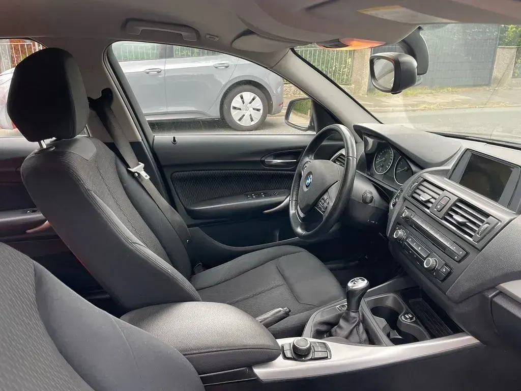 Gebraucht BMW 114 102 PS (75 kW) 2012 Schwarz Kleinwagen