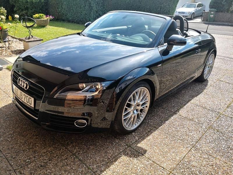 Gebraucht Audi TT Roadster Ambiente 160 PS (117 kW) 2011 Schwarz Cabrio