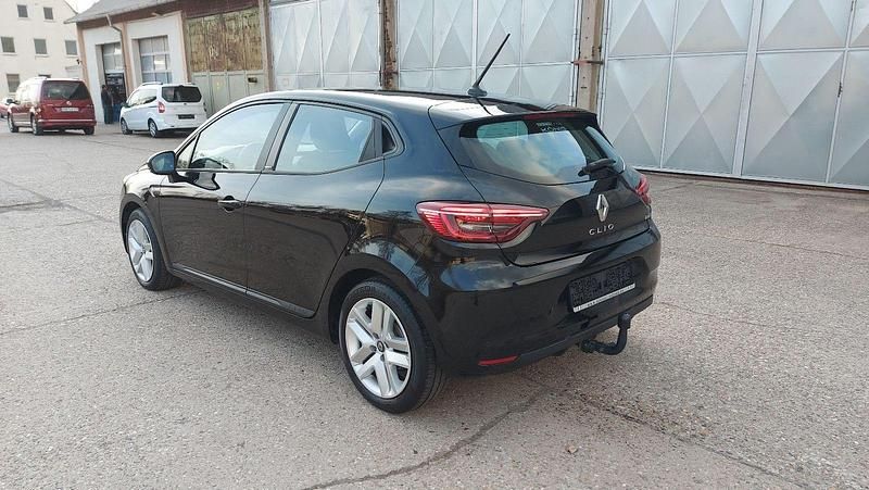 Gebraucht Renault Clio V Zen 140 PS (102 kW) 2021 Schwarz Kleinwagen