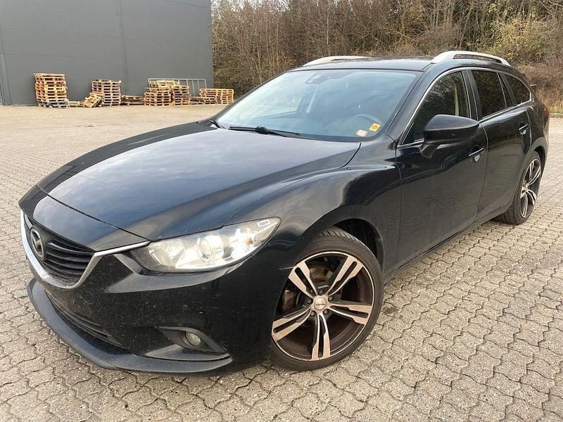 Schwarz Gebraucht 2015 Mazda 6 Kombi | 5.800 € (Guter Preis) - Bild 1/4