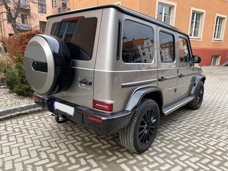 Gebraucht Mercedes G500 AMG line 421 PS (309 kW) 2023 Mojavesilber metallic SUV