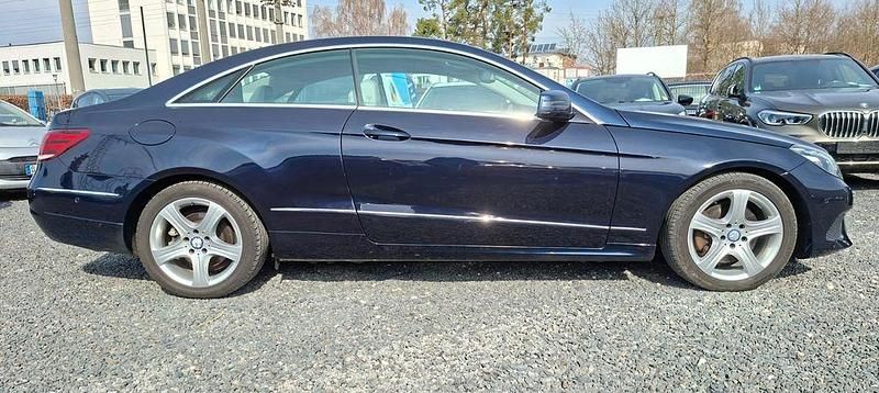 Gebraucht Mercedes E350 306 PS (225 kW) 2014 Blau Coupé