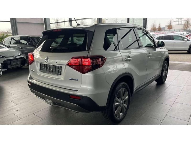 Gebraucht Suzuki Vitara Comfort 110 PS (80 kW) 2025 Silber SUV