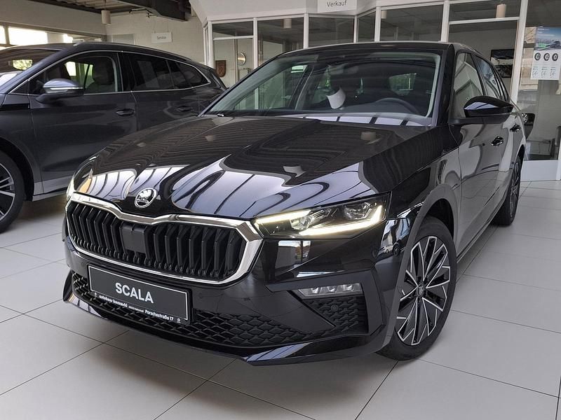 Blackmagic perleffekt Neu 2025 Skoda Scala Tour Kleinwagen | 30.990 € - Bild 1/4