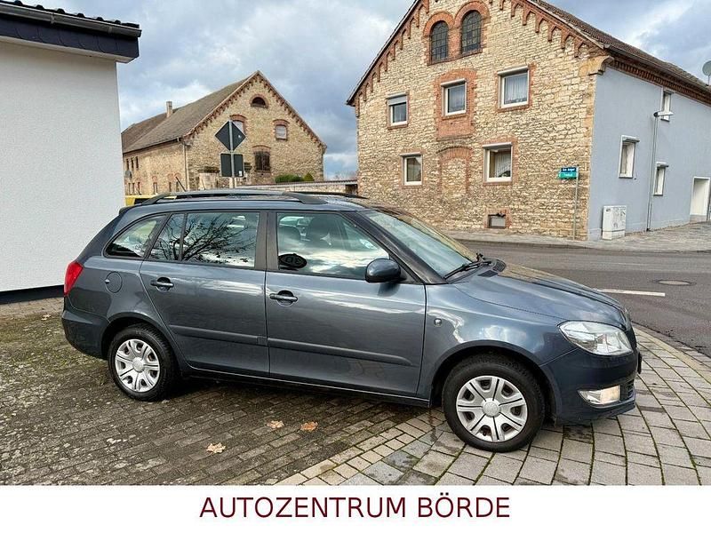 Gebraucht Skoda Fabia Ambition 69 PS (50 kW) 2012 Grau Kombi