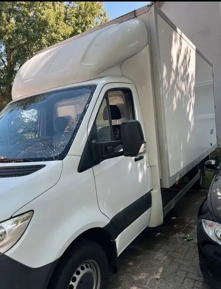 Second-hand Mercedes Sprinter 143 CP (105 kW) 2020 Alb Van