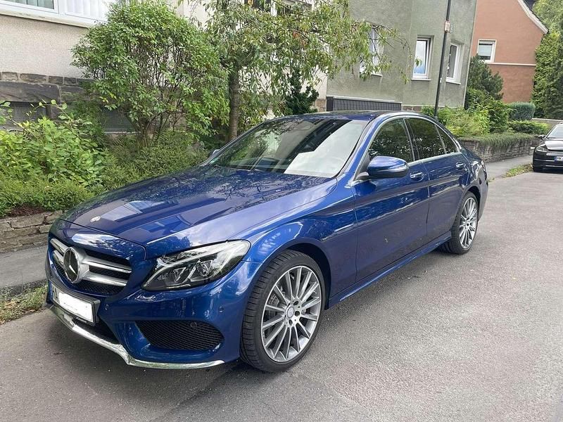 Blau Gebraucht 2016 Mercedes C250 AMG Limousine | 23.990 € (Fairer Preis) - Bild 1/4