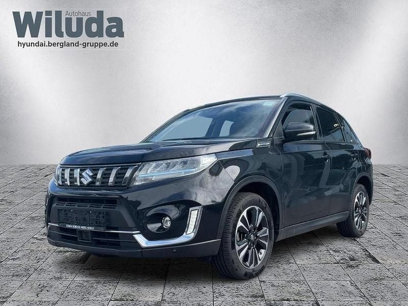 Schwarz Gebraucht 2022 Suzuki Vitara Comfort+ SUV | 22.840 € (Fairer Preis) - Bild 1/4