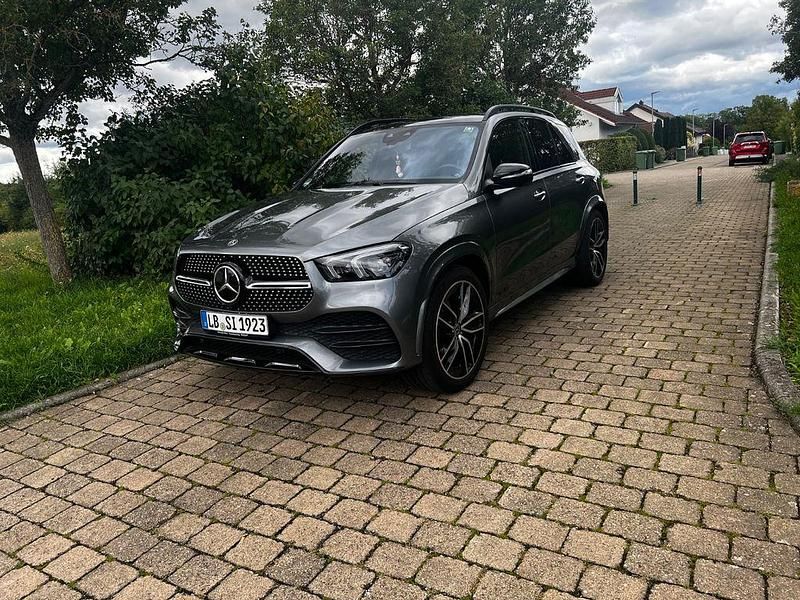 Grau Gebraucht 2023 Mercedes GLE400 SUV | 76.800 € (Fairer Preis) - Bild 1/4