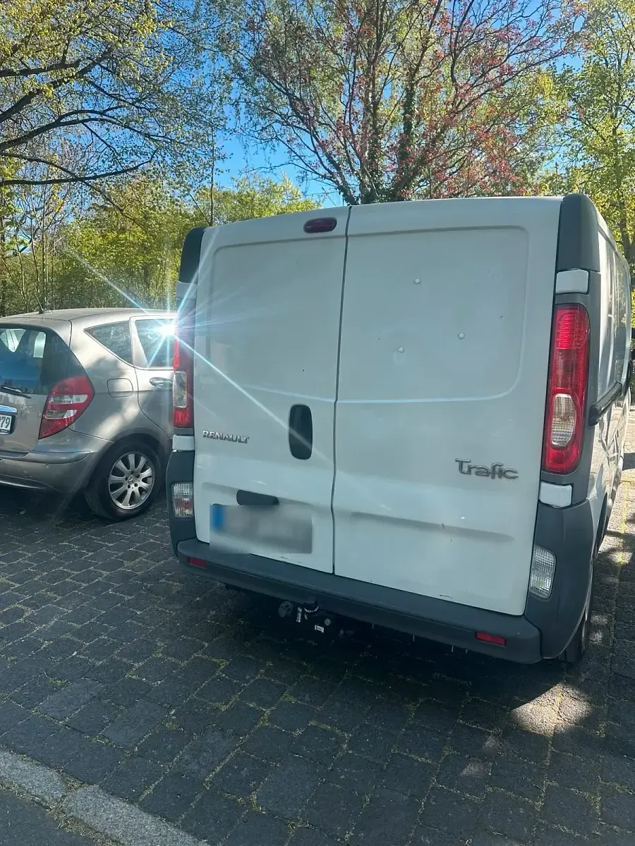 Gebraucht Renault Traffic 90 PS (66 kW) 2008 Weiß Van / Kleinbus