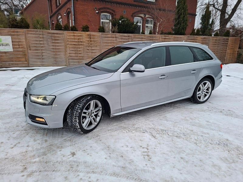 Schwarz Gebraucht 2015 Audi A4 S-Line Kombi | 10.000 € (Superpreis) - Bild 1/4